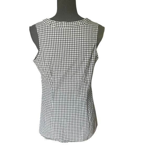 The Limited Gingham Ruffle Button-Down – Black & White - Picture 5 of 8